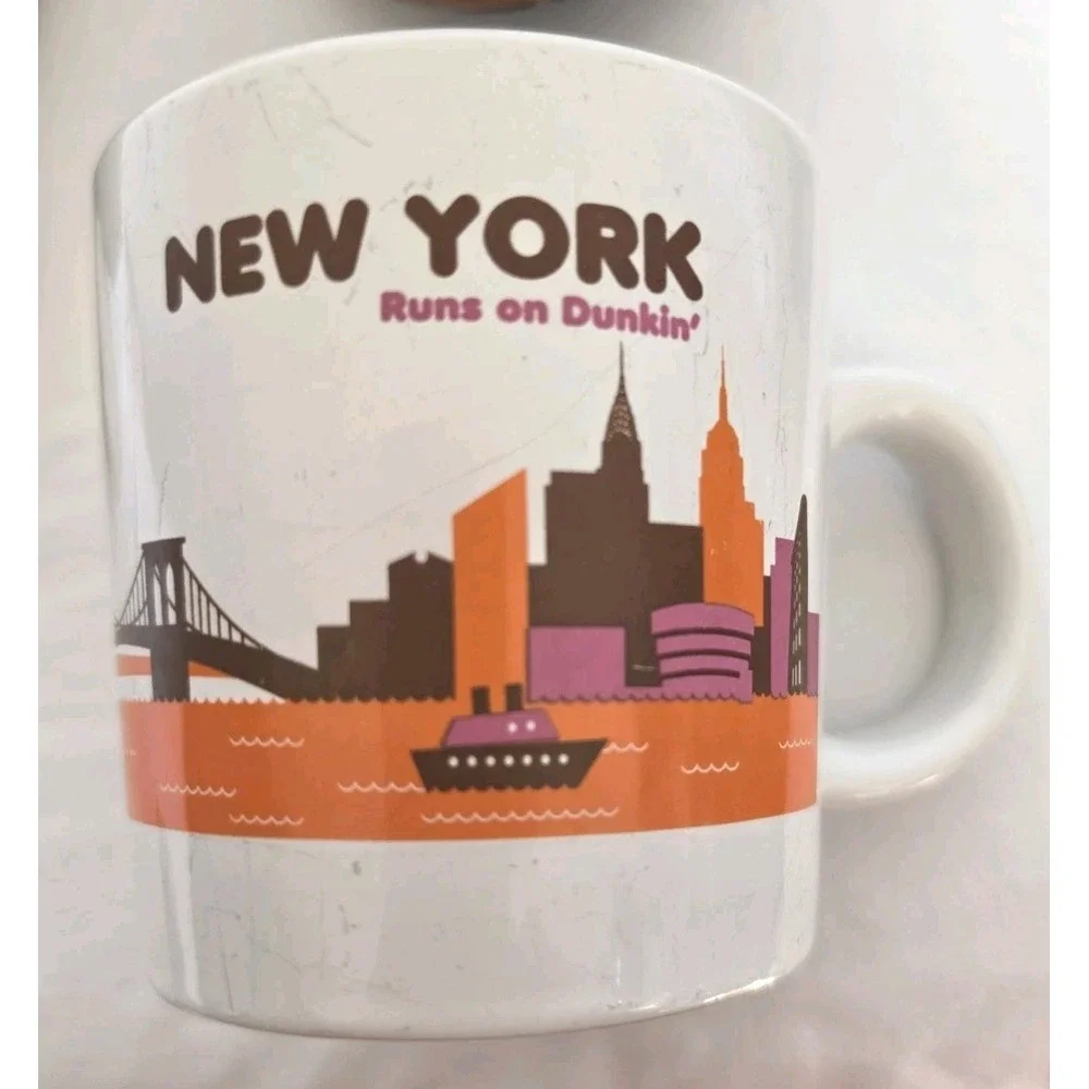 2013 DUNKIN' DONUTS NEW YORK CITY SKYLINE COFFEE MUG 14 Oz